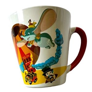 Disney’s Dumbo the flying elephant, storybook circus mug, 5 inches tall